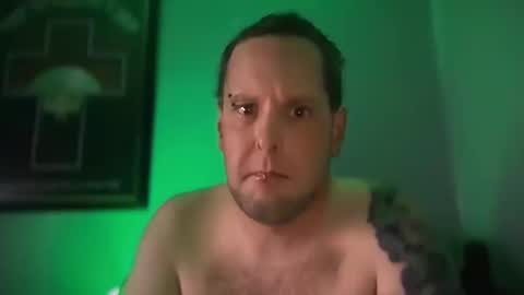 hand_banana_420 online show from October 2025 04:01:02 AM