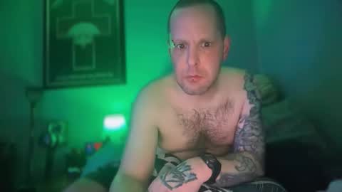 hand_banana_420 online show from April 2026 01:32:01 AM