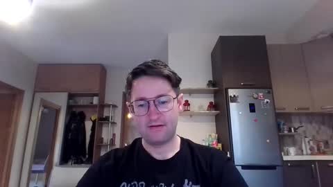 Snapshot of handsome_sasha chatting on September 2025 07:47:01 AM Sasha online show from September 2025 07:47:01 AM