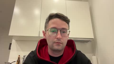 Snapshot of handsome_sasha chatting on November 2025 04:19:01 PM Sasha online show from November 2025 04:19:01 PM