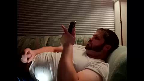 handsomedaddy198923 online show from October 2025 08:13:01 AM