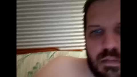 handsomedaddy198923 online show from October 2025 06:58:02 AM