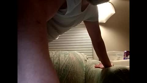 handsomedaddy198923 online show from November 2025 08:05:01 AM