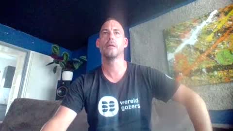 handsomeguy4ever online show from August 2026 05:33:02 PM