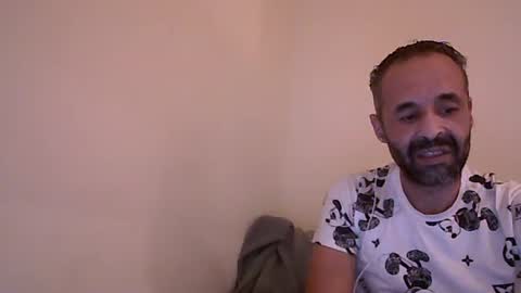 Snapshot of handsomepenis20cm chatting on October 2025 01:16:02 AM handsomepenis20cm online show from October 2025 01:16:02 AM