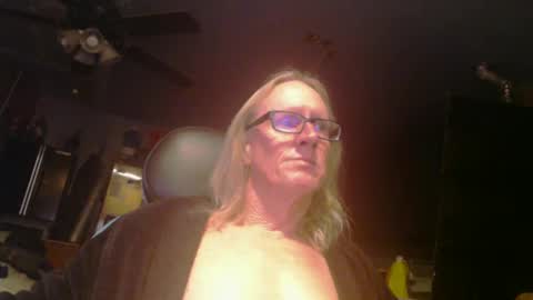 Snapshot of handyman5303 chatting on January 2025 08:51:02 AM Handystudman online show from January 2025 08:51:02 AM