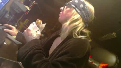 Snapshot of handyman5303 chatting on February 2025 11:12:01 AM Handystudman online show from February 2025 11:12:01 AM