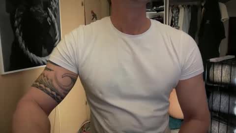 Snapshot of hankmoody6 chatting on January 2025 04:06:01 PM hanky online show from January 2025 04:06:01 PM