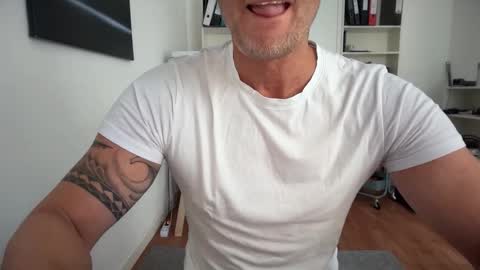 Snapshot of hankmoody6 chatting on September 2025 06:57:02 AM hanky online show from September 2025 06:57:02 AM