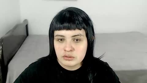 JUANA online show from October 2025 05:06:01 AM