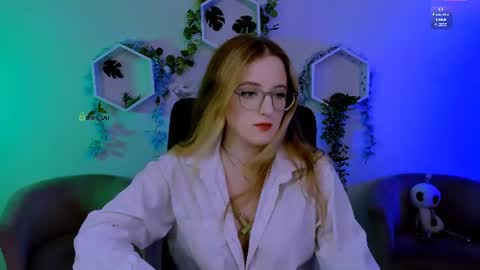 Hanna  online show from June 2026 07:16:02 PM