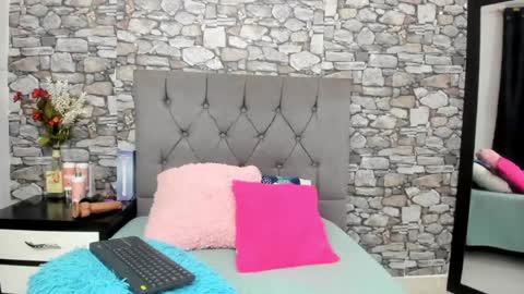 Hanna online show from December 2024 02:31:01 AM