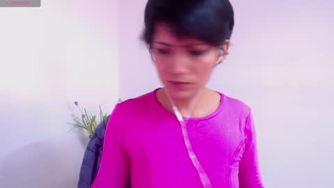 Sara online show from January 2025 05:10:01 PM