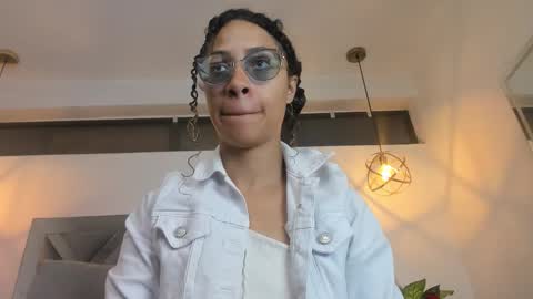 HANNA online show from December 2025 01:38:02 PM