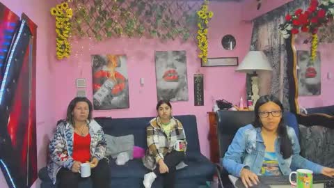 Hanna online show from April 2026 12:12:01 PM