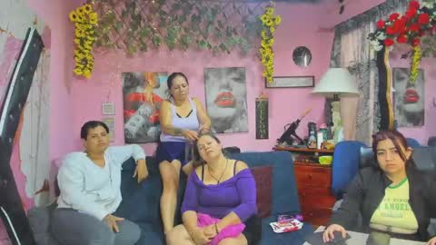 Snapshot of hanna_mature01 chatting on April 2026 01:41:02 PM Hanna online show from April 2026 01:41:02 PM