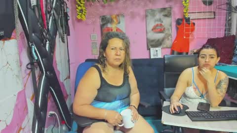 Snapshot of hanna_mature01 chatting on May 2026 12:33:01 PM Hanna online show from May 2026 12:33:01 PM