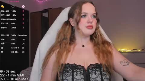 hanna montanas online show from October 2025 08:43:01 PM