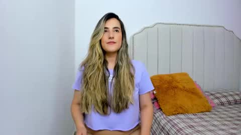 Hanna online show from February 2025 09:56:02 PM