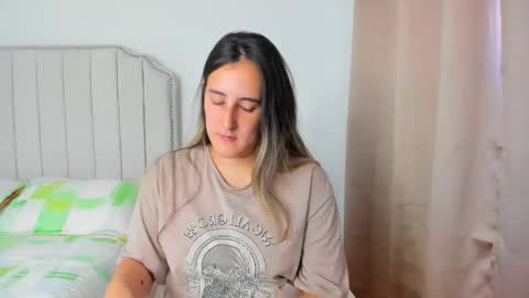 Hanna online show from September 2025 07:17:01 PM