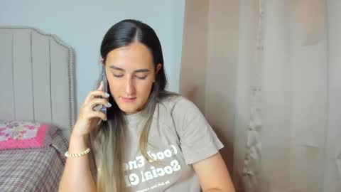 Hanna online show from December 2025 09:34:02 PM