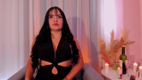 Hanna Brunn  online show from December 2024 07:40:01 PM