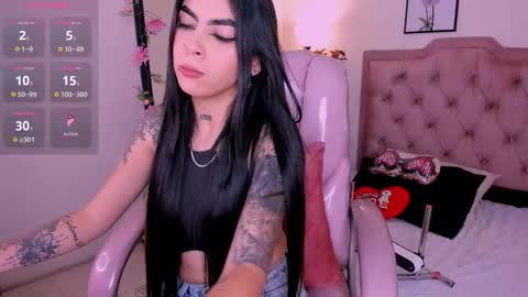 Snapshot of hannacolleman chatting on September 2025 08:44:02 PM Hanna online show from September 2025 08:44:02 PM