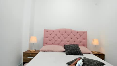 Snapshot of hannah_bernard chatting on February 2026 07:48:01 PM Hannah online show from February 2026 07:48:01 PM