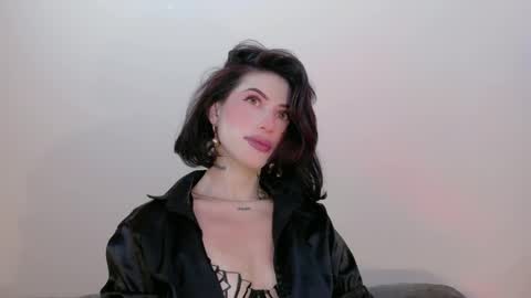 Hannah  online show from April 2026 02:17:02 AM