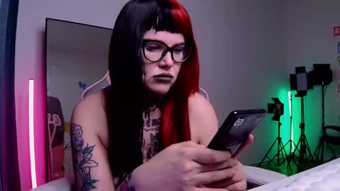 Hannah online show from February 2025 05:21:02 AM