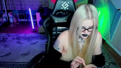 Hannah online show from February 2025 03:05:02 PM