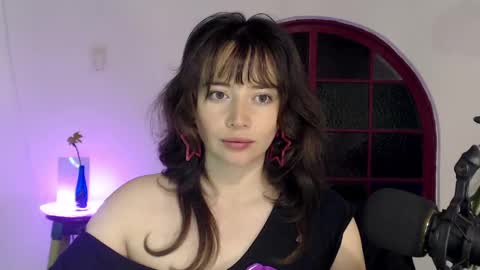 Snapshot of hannah_valhalla chatting on February 2025 03:10:02 AM Hannah online show from February 2025 03:10:02 AM