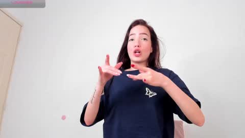 Hannah online show from December 2024 11:06:02 PM