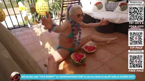 Hannah James online show from October 2025 03:43:01 PM