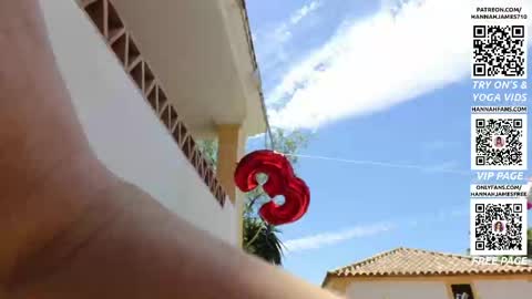 Hannah James online show from April 2026 04:15:02 PM