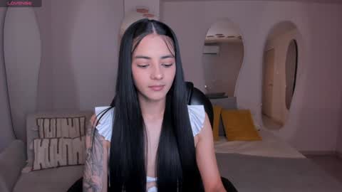 HANNAH J online show from January 2025 07:02:02 PM