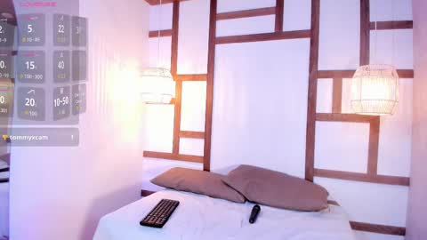 Snapshot of hannahmonttgomery chatting on October 2025 04:40:01 PM hannahmonttgomery Help me reach 100 Hands up online show from October 2025 04:40:01 PM