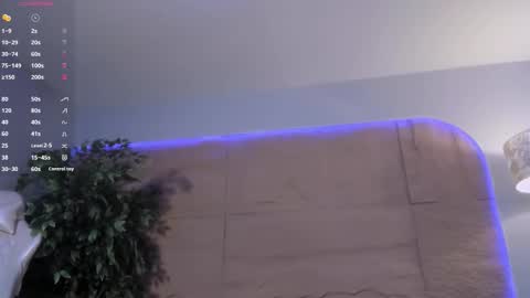 Snapshot of hannahmonttgomery chatting on March 2026 04:13:01 PM hannahmonttgomery Help me reach 100 Hands up online show from March 2026 04:13:01 PM