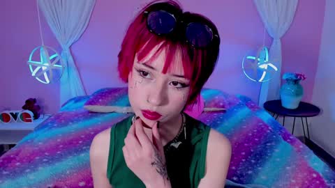 Hannah online show from January 2025 12:20:02 PM