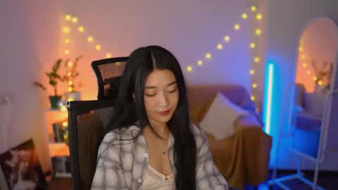 hannarosie online show from April 2026 06:25:01 PM