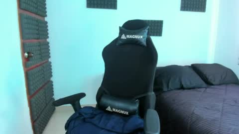 Hanna  online show from March 2026 10:10:02 PM