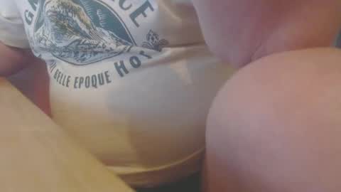 hannes_k online show from April 2026 10:38:01 PM