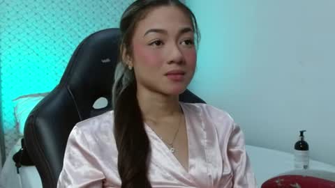 Snapshot of hantonella chatting on June 2026 01:42:02 PM Anto online show from June 2026 01:42:02 PM