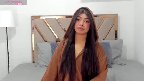 Hanz  online show from November 2025 06:59:02 PM