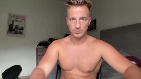 Snapshot of hanzlagerfelt chatting on September 2025 09:04:02 PM hanzlagerfelt online show from September 2025 09:04:02 PM