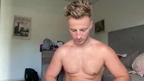 Snapshot of hanzlagerfelt chatting on September 2025 05:23:02 PM hanzlagerfelt online show from September 2025 05:23:02 PM