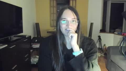Snapshot of happy_pervert chatting on January 2025 12:26:02 AM happy_pervert online show from January 2025 12:26:02 AM