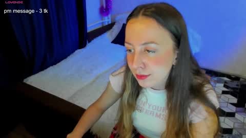 Stephanie online show from March 2025 07:12:02 PM