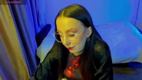 Stephanie online show from June 2026 08:14:02 PM