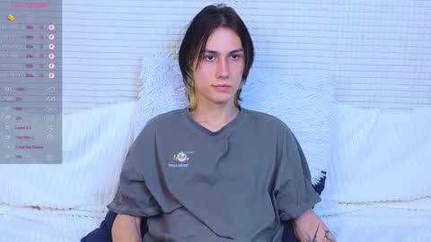 Mark online show from October 2025 09:34:01 PM